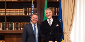 Il ministro della Cultura Giuli incontra l’Ambasciatore degli Stati Uniti Fertitta