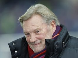 Glenn Hoddle offers to save Tottenham if Tudor is sacked