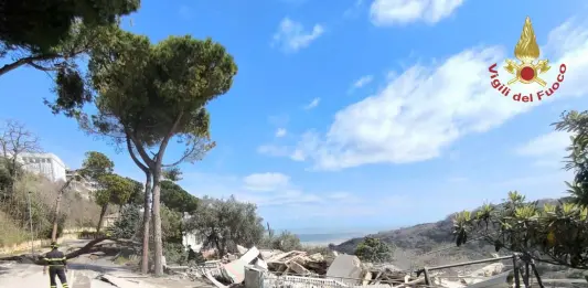 Frana a Silvi, crolli ed evacuazioni: nessuna vittima. Marsilio: “La nostra Protezione Civile ha dimostrato efficienza e prontezza”