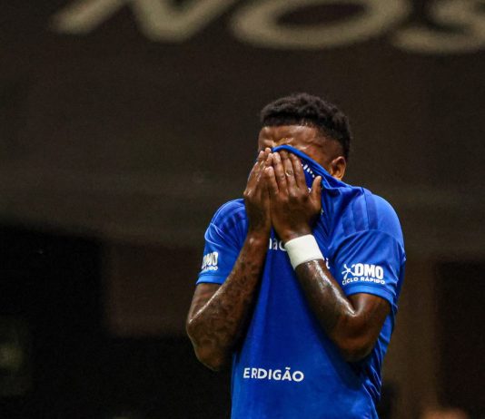 Maxi brawl in Brazil, 23 sent off in Cruzeiro-Atletico Mineiro