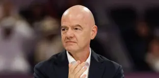 Infantino incontra i giocatori dell’Iran: “Hanno il nostro sostegno e al Mondiale garantiremo le migliori condizioni possibili”