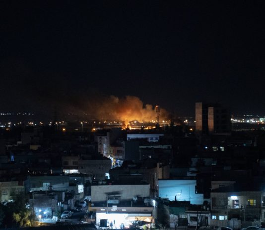 Iraq, droni colpiscono la base militare italiana a Erbil: nessun ferito. Tajani “Stanno tutti bene”