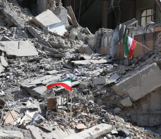 Nuovi raid israeliani ed esplosioni a Teheran, da inizio guerra 1230 morti in Iran. Trump “Devo essere coinvolto nella scelta del prossimo leader”