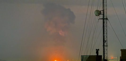 Più di 30 feriti in Bahrein per un drone iraniano. La Nato neutralizza un missile entrato nello spazio aereo turco