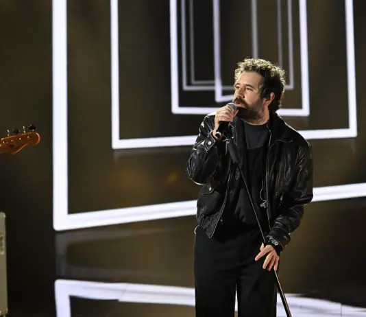 Tommaso Paradiso annuncia nuovi appuntamenti estivi: ecco il calendario con tutte le date