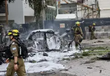 Missili di Teheran su Tel Aviv, due morti. L’Iran attacca con droni l’ambasciata Usa a Baghdad