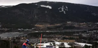 Sci alpino, Shiffrin domina lo slalom di Hafjell. Trocker chiude al nono posto