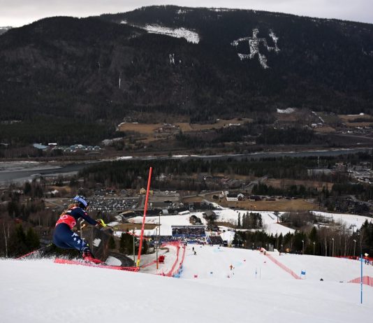 Sci alpino, Shiffrin domina lo slalom di Hafjell. Trocker chiude al nono posto