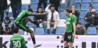 Impresa Sassuolo, in inferiorità numerica per 80 minuti batte l’Atalanta 2-1