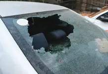 Israele continua le operazioni di terra in Libano. Missile intercettato su Abu Dhabi, le schegge provocano un morto