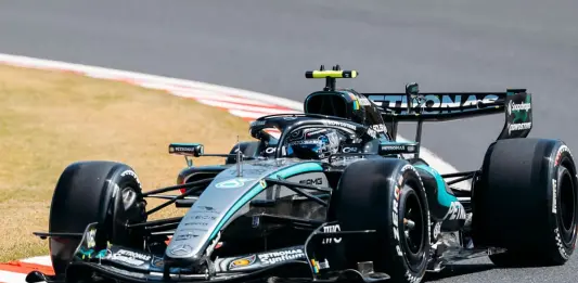 La Mercedes vola in Giappone con Antonelli in pole davanti a Russell, Leclerc 4° e Hamilton 6°