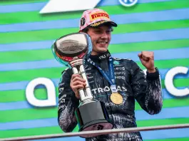 Antonelli fa il bis in Giappone e diventa leader del Mondiale