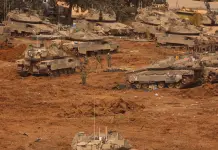 Israele avvia le operazioni di terra in Libano. Trump “Futuro negativo per la Nato se non aiuta a Hormuz”