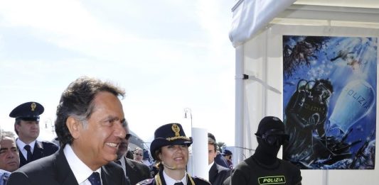 La Polizia ricorda il Prefetto Manganelli a 13 anni dalla scomparsa