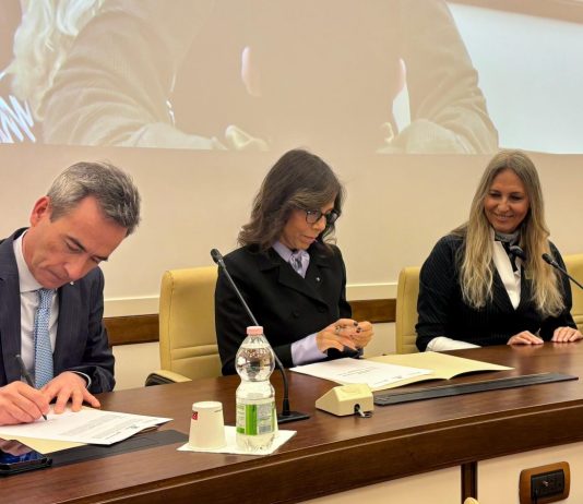 Utilitalia, Legambiente e Consumers’ Forum sottoscrivono il Manifesto “Verso l’eliminazione dei Pfas”