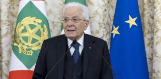 Mattarella “I suicidi in carcere sono una sconfitta dello Stato. Serve il reinserimento dei detenuti” / Video