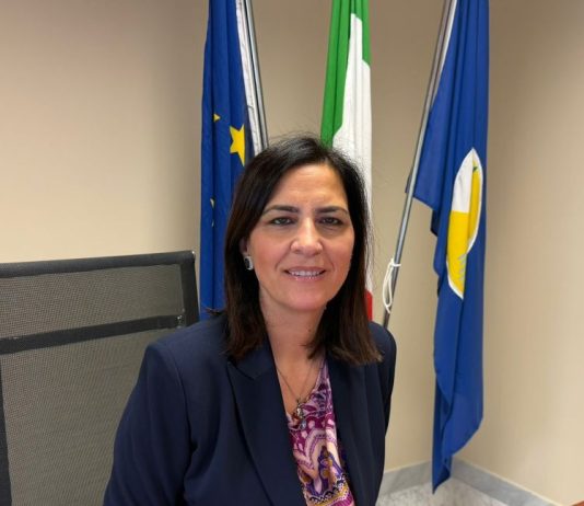 Rientrano studenti calabresi da Dubai, Micheli “Felice di riabbracciarli”