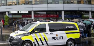 Esplosione a Oslo, danneggiato l’ingresso dell’ambasciata degli Stati Uniti