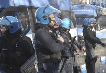 Manifestazione di anarchici a Roma, fermo preventivo per 91 persone