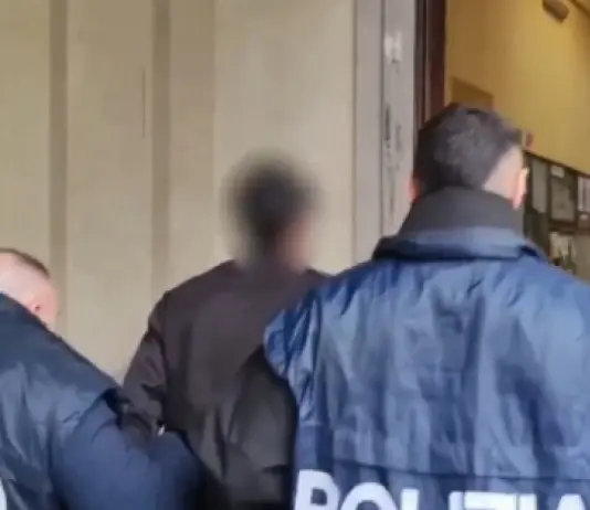 Smantellata una banda dedita a rapine violente in centro a Torino, 4 arresti / Video