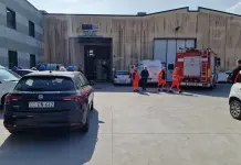 Operaio morto sul lavoro a Genova, schiacciato da una pressa in azienda
