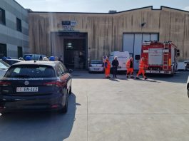 Operaio morto sul lavoro a Genova, schiacciato da una pressa in azienda