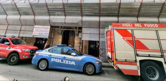 Cadavere in decomposizione scoperto in un appartamento a Messina, indaga la Polizia