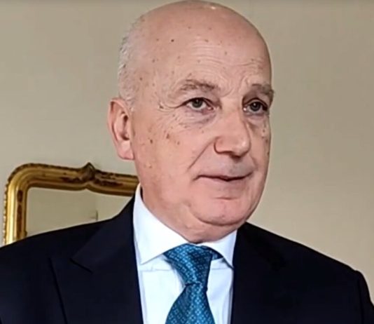 Mafia, dg Policlinico di Messina Salvatore Iacolino indagato per concorso esterno e corruzione. Disposte le perquisizioni