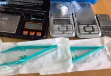 Roma, box auto trasformato in una raffineria di droga: arrestato 66enne nella zona di Torrevecchia / Video