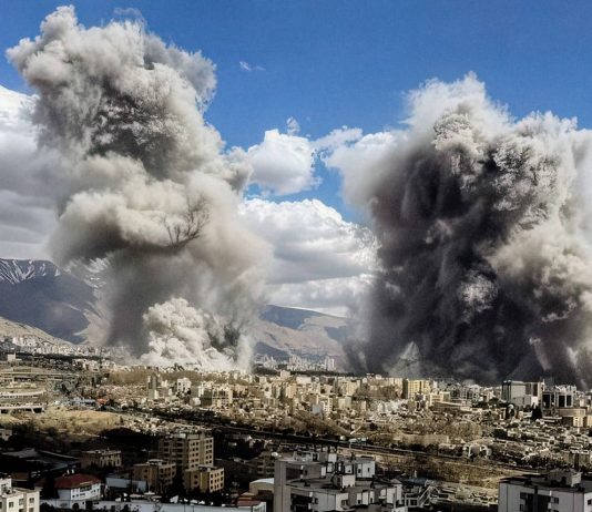 Iran, esplosioni senza precedenti a Teheran. Raffica di missili su Israele: 14 feriti. Colpita una nave cisterna di QatarEnergy