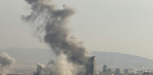 Iran, la nuova guida suprema è Mojtaba Khamenei. L’appello del Papa “Tacciano le armi”. Meloni “Sono saltate le regole internazionali”