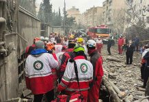 Raid israeliani su Teheran, uccisi il capo del Consiglio di Difesa Larijani e il leader delle guardie paramilitari Soleimani