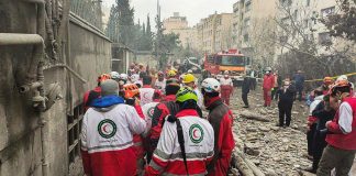 Raid israeliani su Teheran, uccisi il capo del Consiglio di Difesa Larijani e il leader delle guardie paramilitari Soleimani