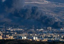 Iran, l’esercito americano colpisce due imbarcazioni civili: cinque morti. CNN “Coordinamento Israele-Usa per un potenziale nuovo attacco”