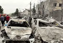 Raid israeliani su Teheran: “Incerta la sorte del capo del Consiglio di Difesa Larijani”. Proseguono le operazioni in Libano. Colpita ambasciata Usa a Baghdad