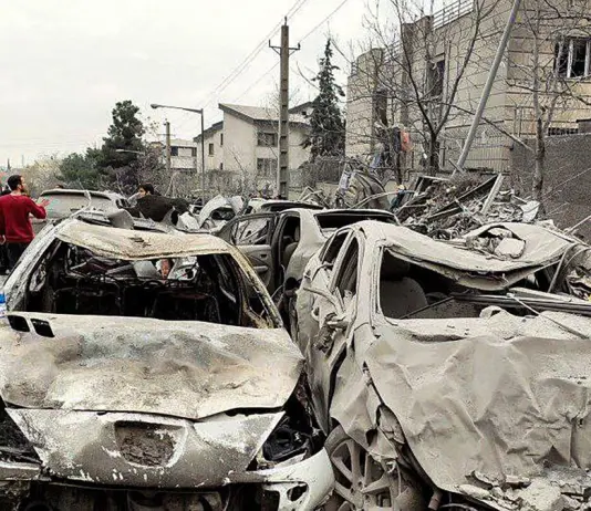 Raid israeliani su Teheran: “Uccisi il capo del Consiglio di Difesa Larijani e il leader delle guardie paramilitari Soleimani”