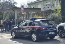 Insegnante di scuola media accoltellata da uno studente nel Bergamasco. Valditara “Non è in pericolo di vita”