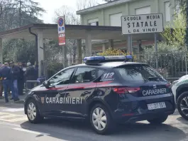 Insegnante di scuola media accoltellata da uno studente nel Bergamasco. Valditara “Non è in pericolo di vita”