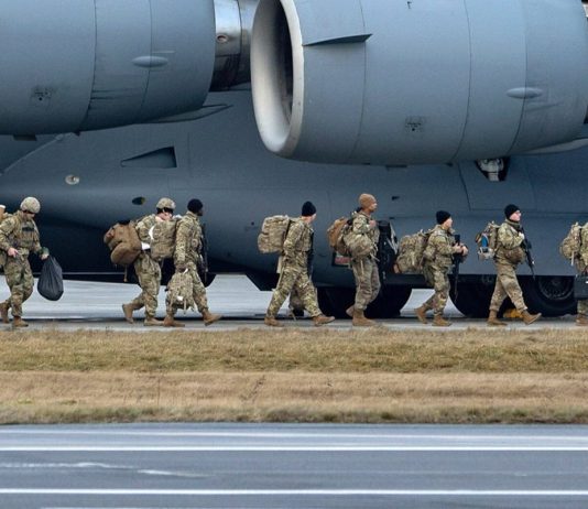 Iran, il Pentagono ordina l’invio di 2.000 soldati in Medio Oriente