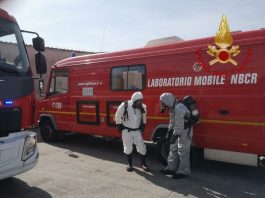 Fumi tossici in un magazzino nel Cagliaritano, una persona in ospedale