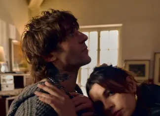 “Vacci piano”: il 13 marzo esce il nuovo singolo di Emma e Rkomi