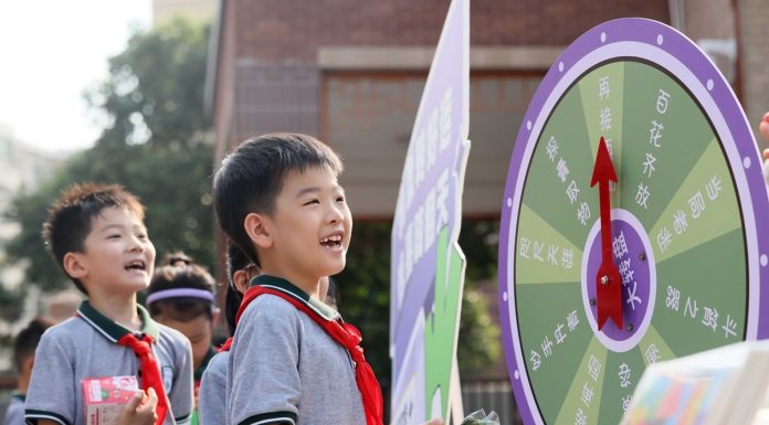 Cina: pausa di 15 minuti e 2 ore di attività fisica al giorno nell’istruzione obbligatoria