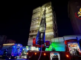 Palermo, incendio in un palazzo in via Caduti dell’8 luglio 1960: nessuna persona coinvolta