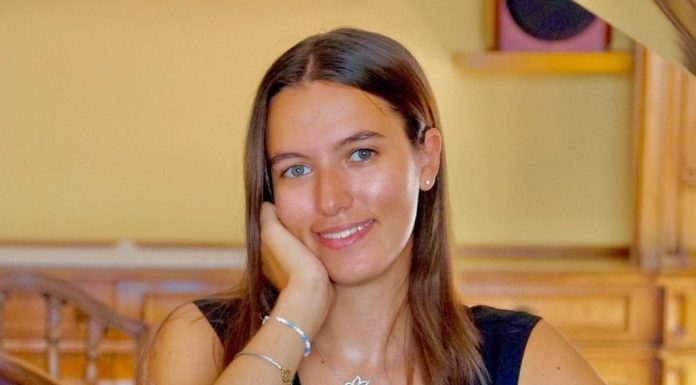 Al Teatrino Groggia Stella Golini suona le 33 variazioni su un valzer di Diabelli