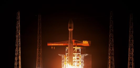 Cina: Hainan, lanciato gruppo di satelliti Internet in orbita bassa