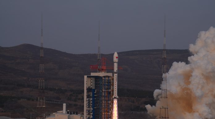 Cina: Shanxi, lanciati in orbita due nuovi satelliti (1)