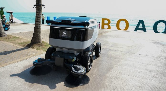 Cina: robot per igiene urbana entrano in funzione a Qionghai (3)