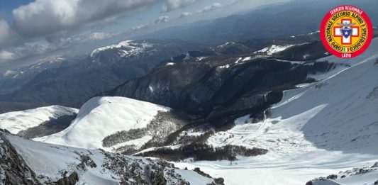 Un escursionista scivola sul Terminillo, 26enne salvato e recuperato con l’elicottero / Video