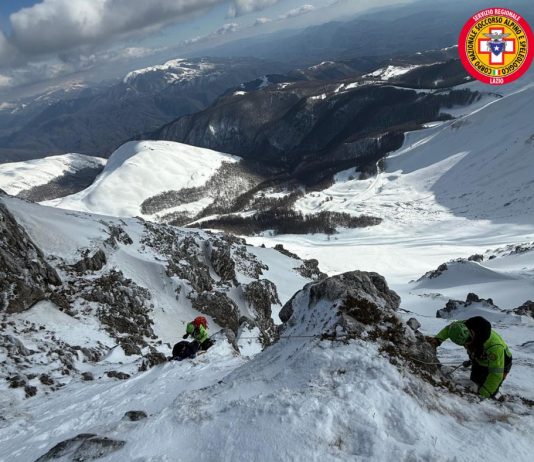 Un escursionista scivola sul Terminillo, 26enne salvato e recuperato con l’elicottero / Video