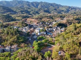 Cina: Dongcun rilancia l’economia locale con il turismo rurale (1)